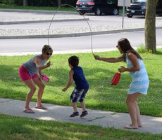 EVERYBODY LOVES RECESS